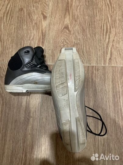 Лыжные ботинки fischer