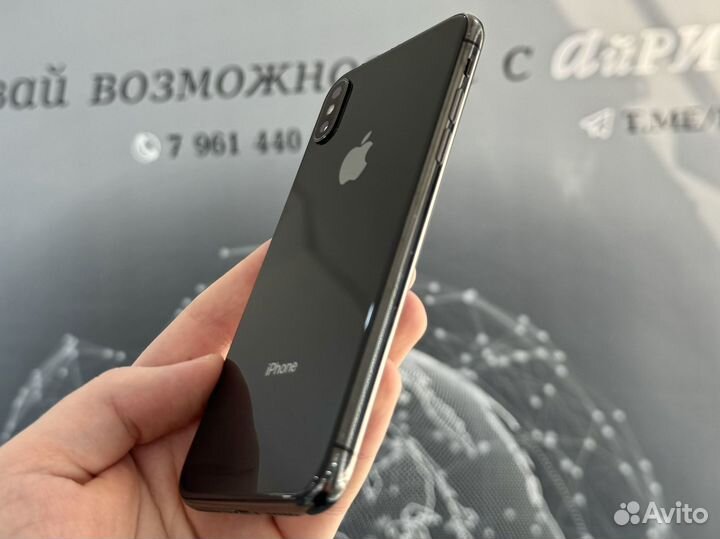 iPhone X, 64 ГБ