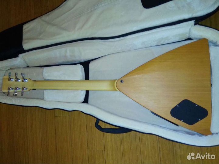 Электрогитара - балалайка (балгит) Lepsky Prima