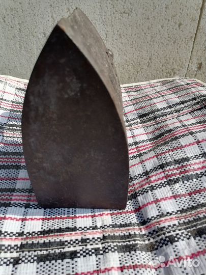 Утюг чугунный старинный