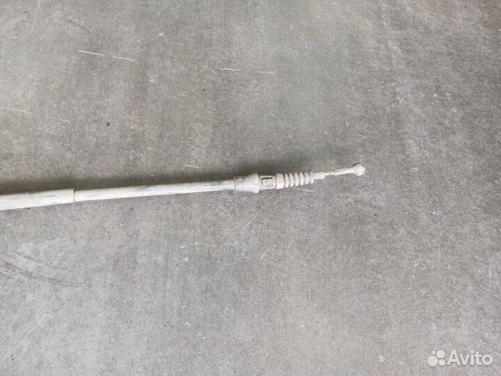 Трос ручника правый Volkswagen Golf Plus 2 5M1