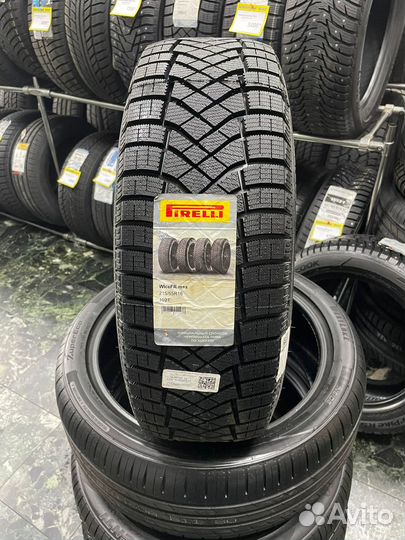 Pirelli Winter Ice Zero 215/65 R16 102T