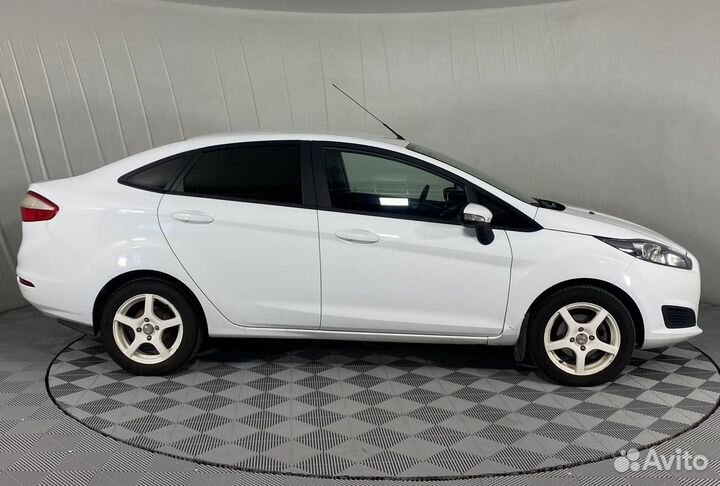 Ford Fiesta 1.6 МТ, 2015, 75 800 км