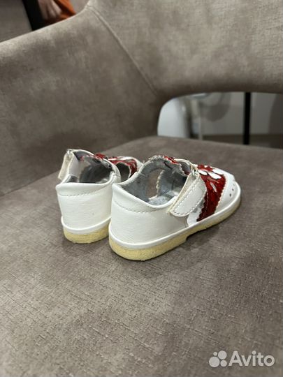 Сандалии для девочки 22 размер