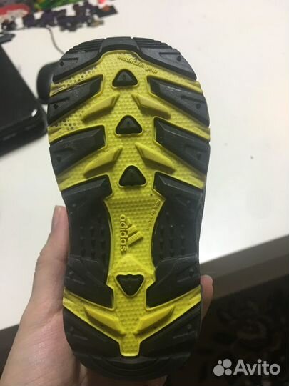 Ботинки демисезонные детские adidas