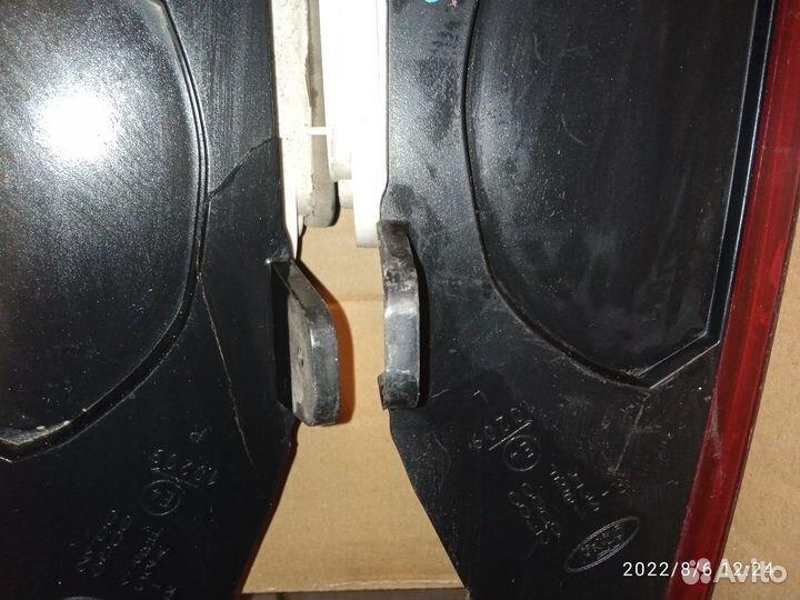 Фонарь задний правый левый Ford Focus II