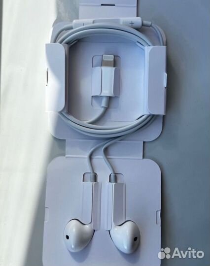 Проводные Наушники Apple EarPods Lighting