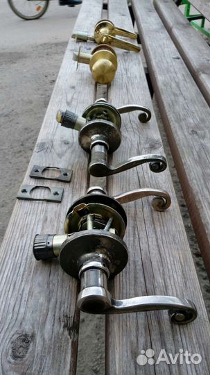 Дверная Ручка