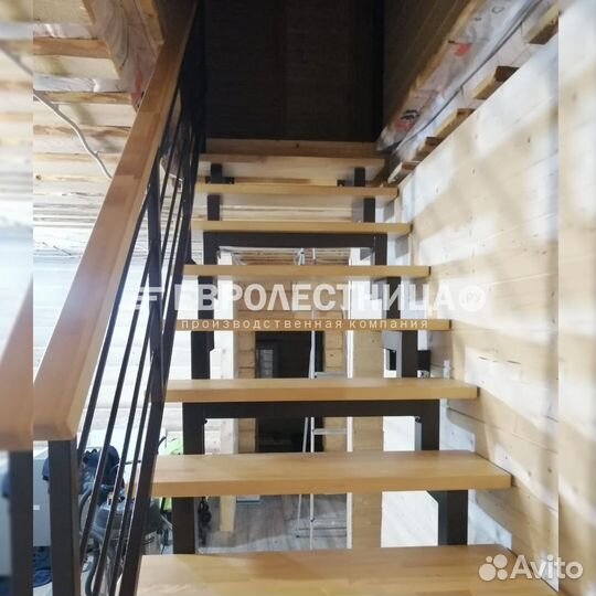 Лестница П с площадкой