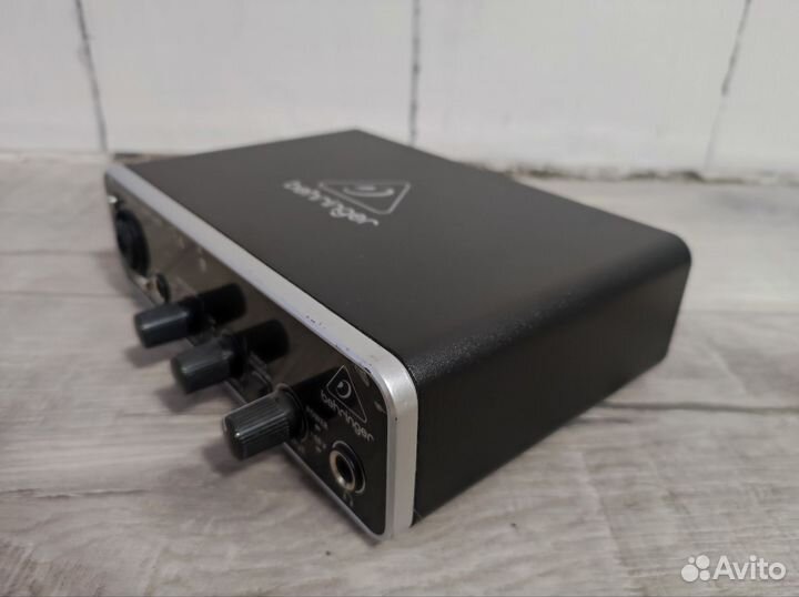 Behringer uphoria umc22