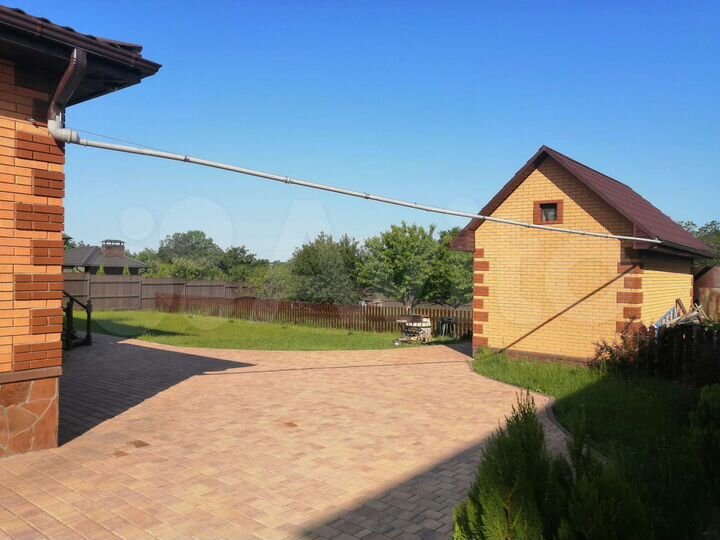 Дом 200 м² на участке 27 сот.