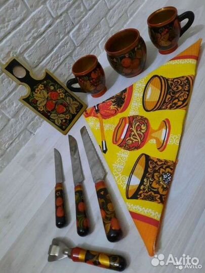 Набор посуды Хохлома