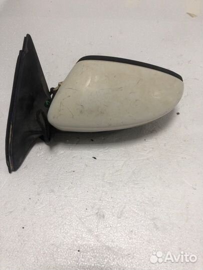 Зеркало левое Volkswagen Jetta 5