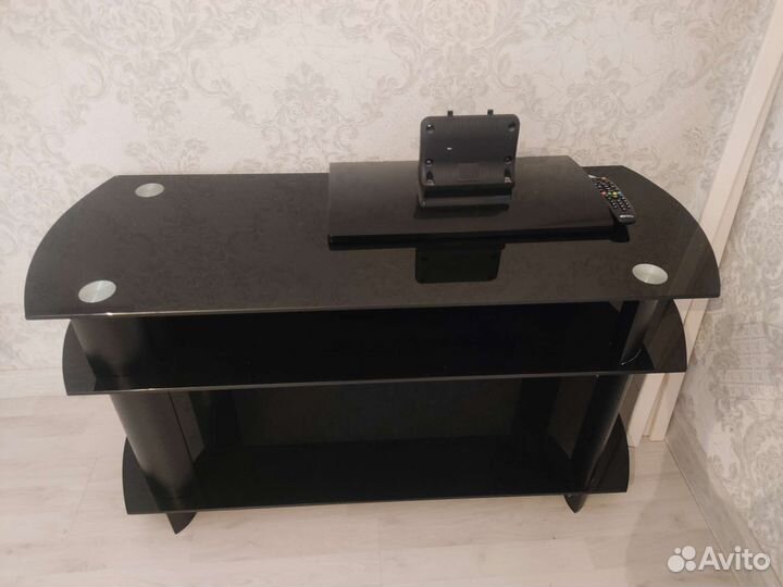Тумба под телевизор бу стеклянная