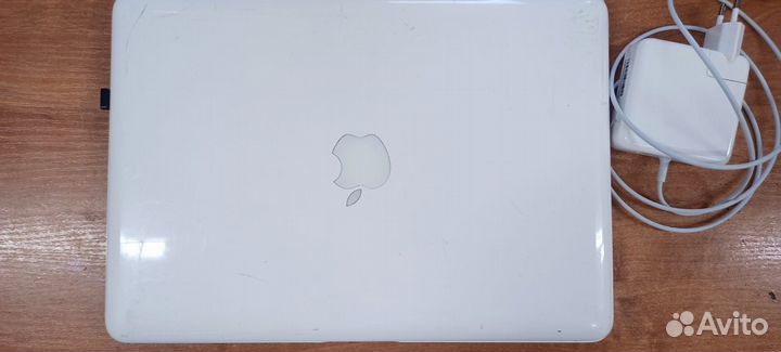 Apple MacBook a1342