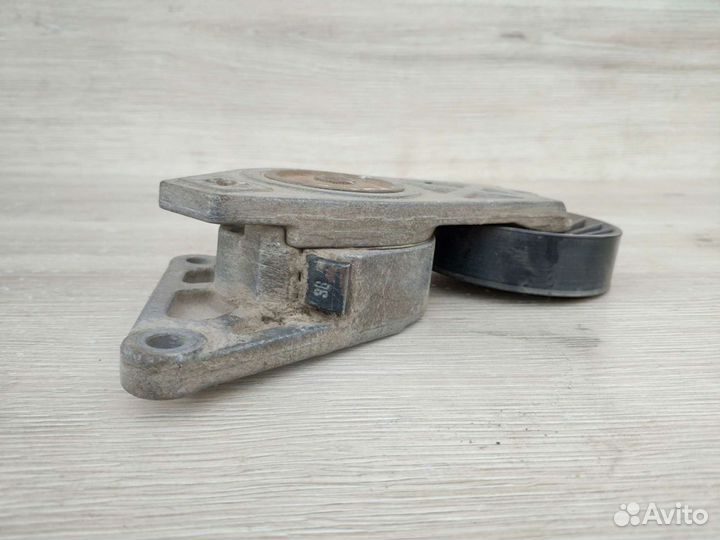 Ролик натяжитель Peugeot Citroen 1,8 2,0