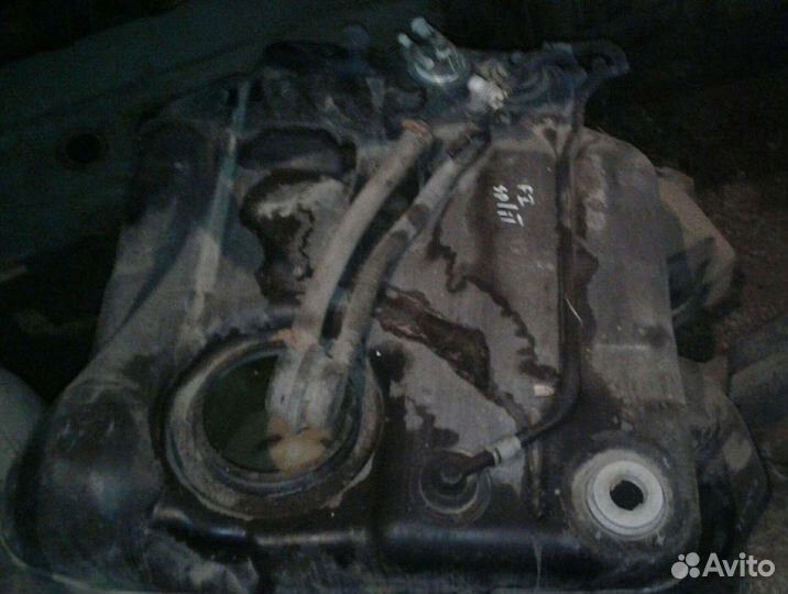 Ford Focus 1 бензобак