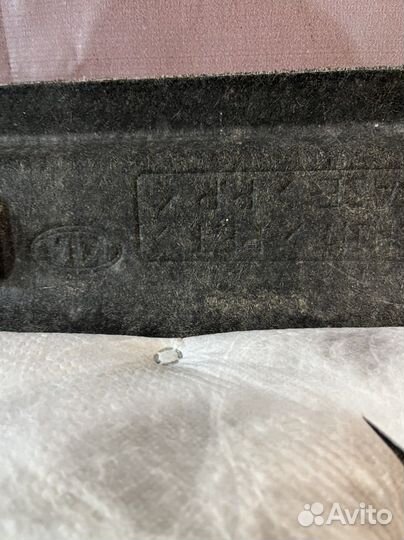 Обшивка багажного отсека Kia quoris