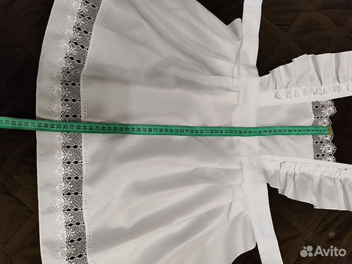 Белый школьный фартук