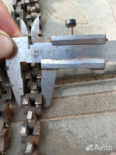 Цепь с зубьями для шипорезного станка