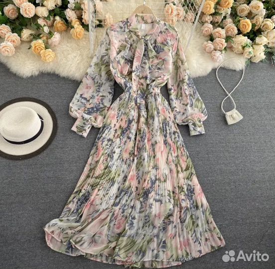 Платье женское