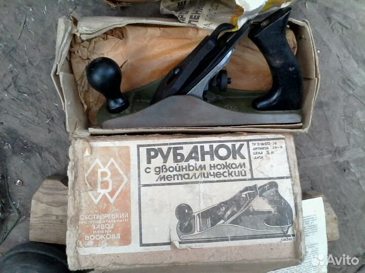 Рубанок с двойным лезвием