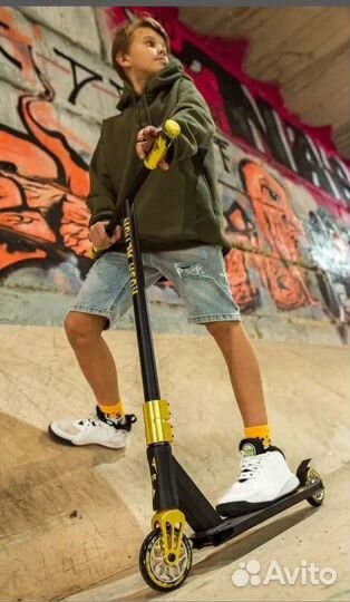 Трюковой самокат