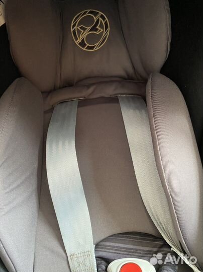 Автокресло Aton M i-Size Premium Black