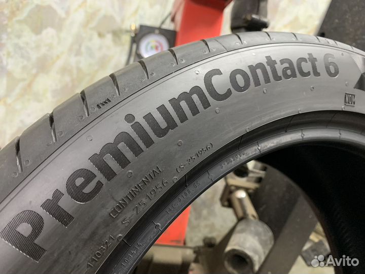 Continental PremiumContact 6 235/45 R18