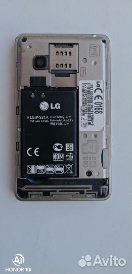 Смартфон LG T385b