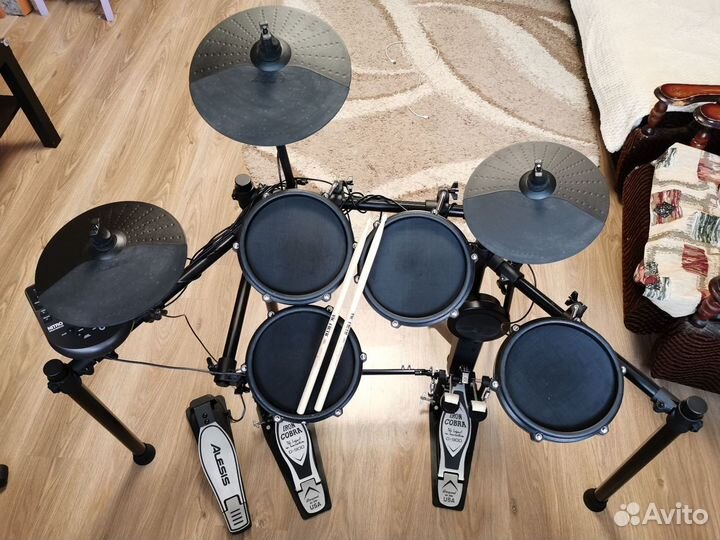 Ударная установка Alesis Nitro Mesh Kit