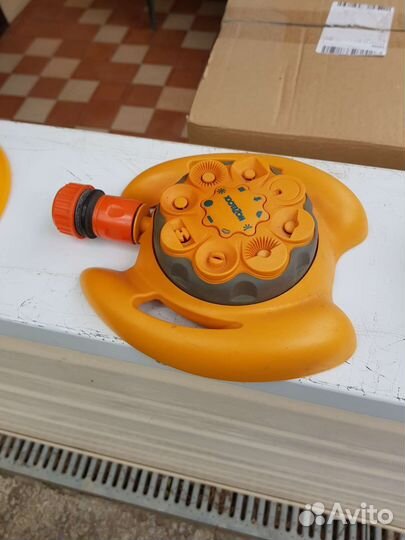 Разбрызгиватель садовый