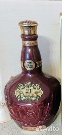 Пустая бутылка. 21 летнего виски Royal Salute
