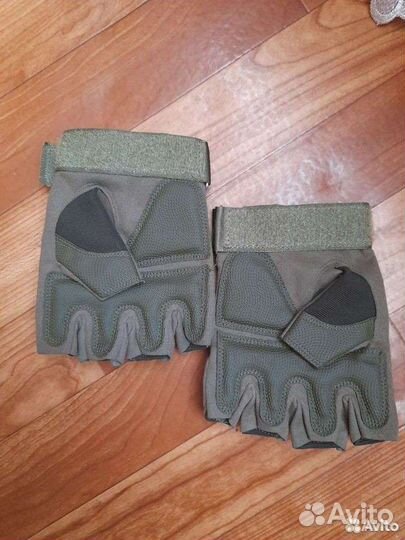 Перчатки