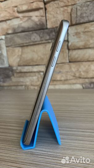 Samsung Galaxy S7, 4/32 ГБ