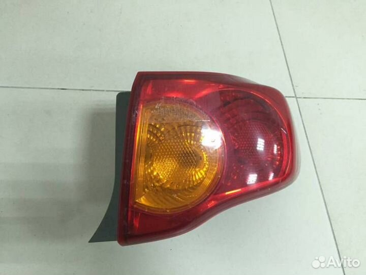 Фонарь задний наружный правый Toyota Corolla E150