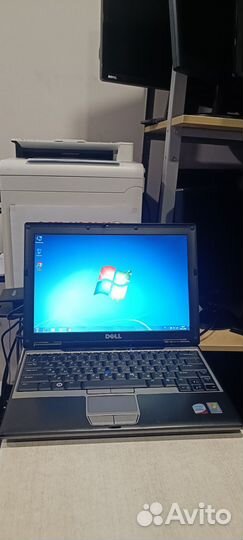 Ноутбук dell latitude d430 2ядра 2 Гб без зарядки
