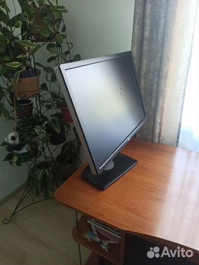 Монитор для компьютера dell