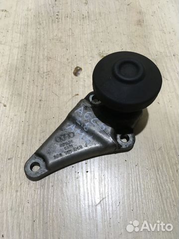 Кронштейн двигателя передний Ауди A6 C5 2.8 AMX