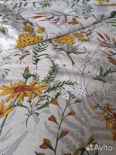 Скатерть 1,45х1,2 и шторы