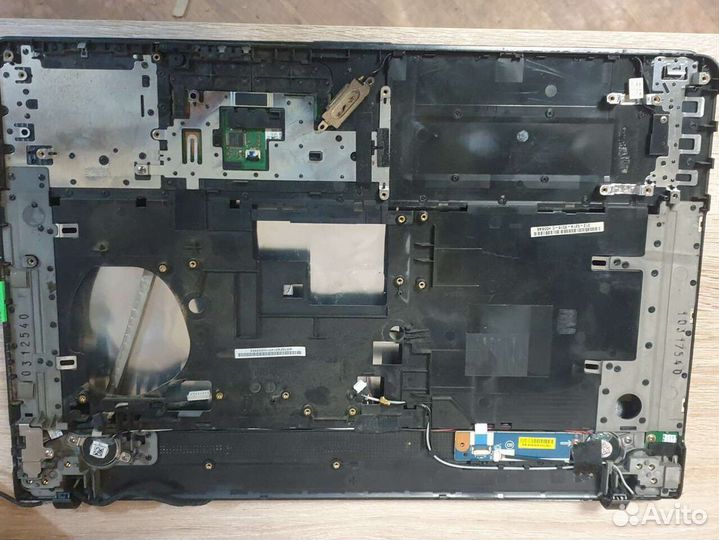 Верхняя часть корпуса ноутбука Sony PCG-71211V