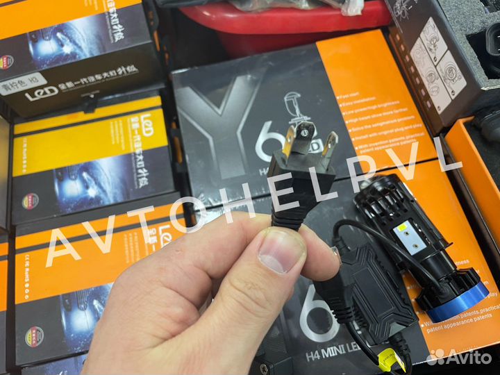 LED лампа H4 с линзой