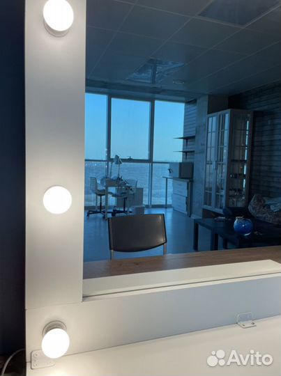 Аренда места бровиста/визажиста