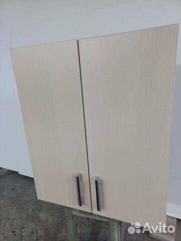 Кухонный навесной шкаф