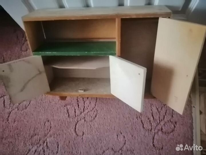 Шкафчик для одежды кукол