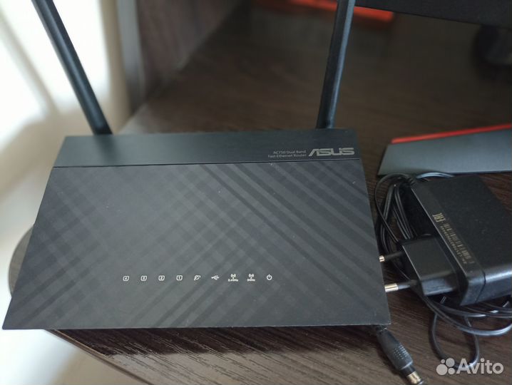 WiFi роутер Asus RT-AC51U