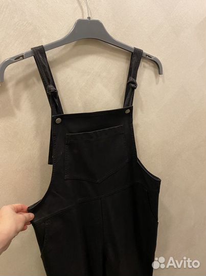 Комбинезон из эко кожи