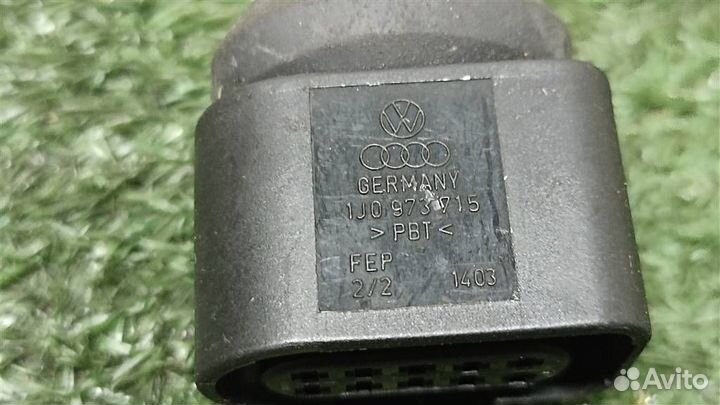 Разъем Audi Allroad quattro 2012