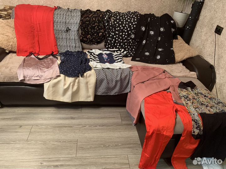 Пакет вещей женских 44 размер