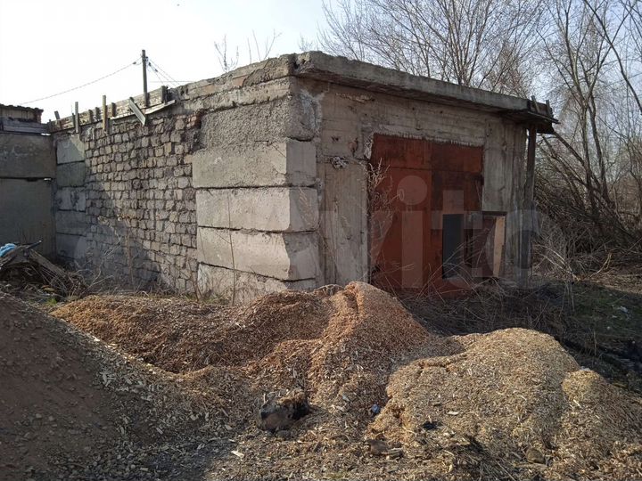 Гараж, > 30 м²